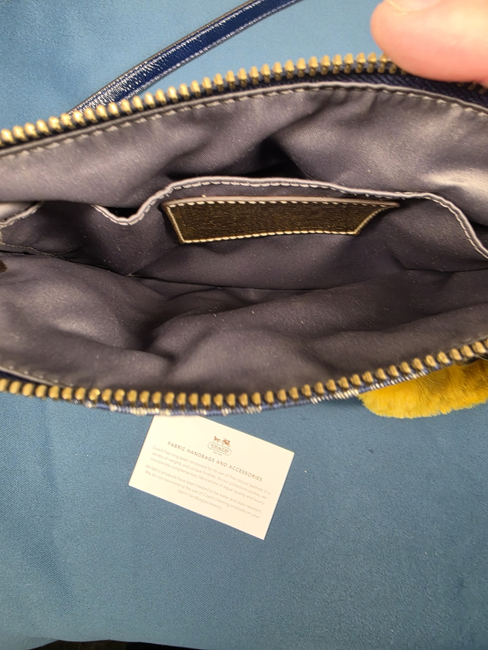 Coach Poppy Graffiti Crossbody/ Doubpe Zipper Navy And Gold - Picture 3 of 4